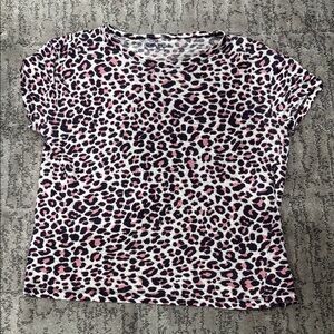 Women’s Pink Leopard Print Short Sleeve Top
